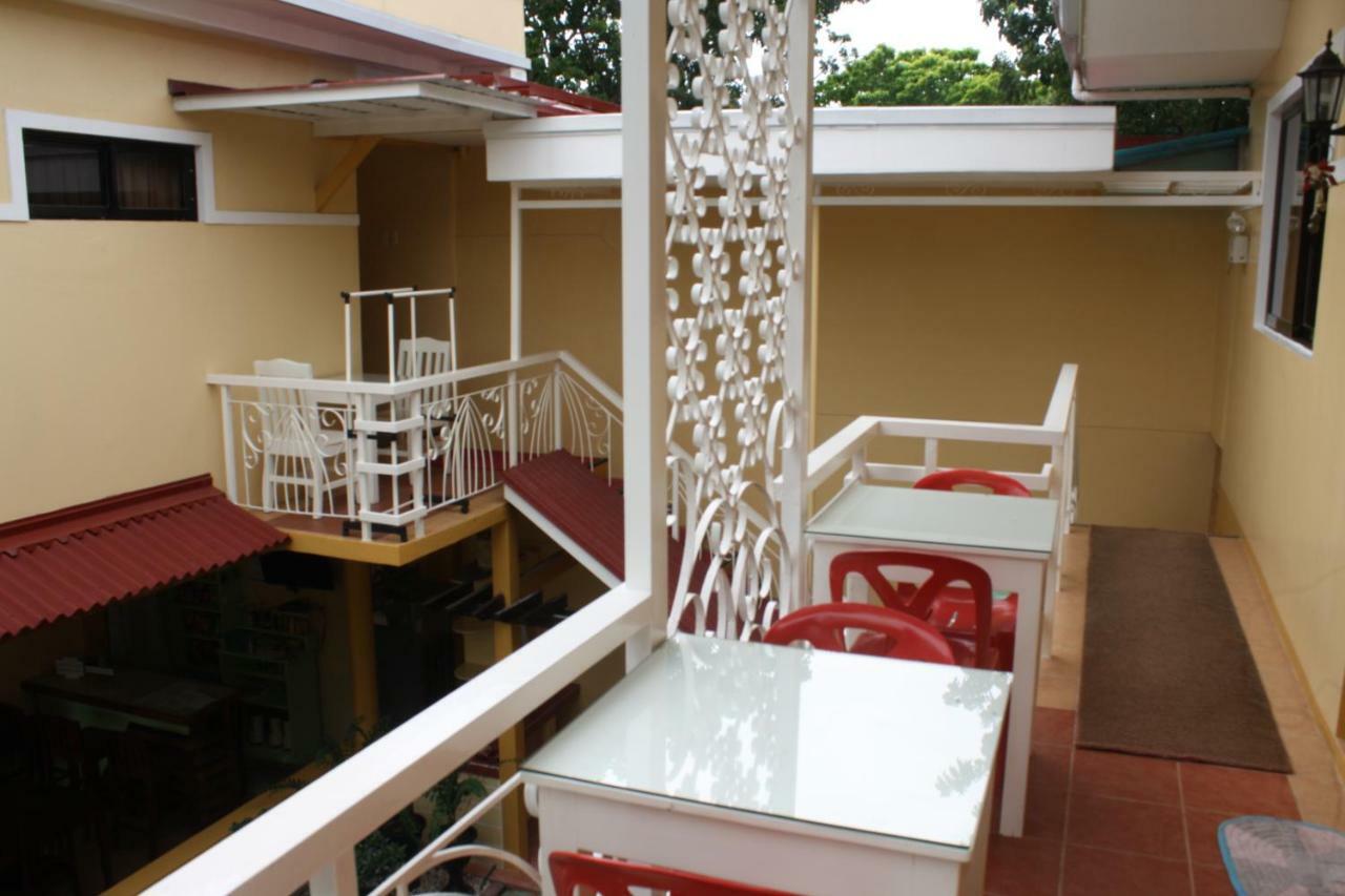 Oslob Malonzo Pension House Εξωτερικό φωτογραφία